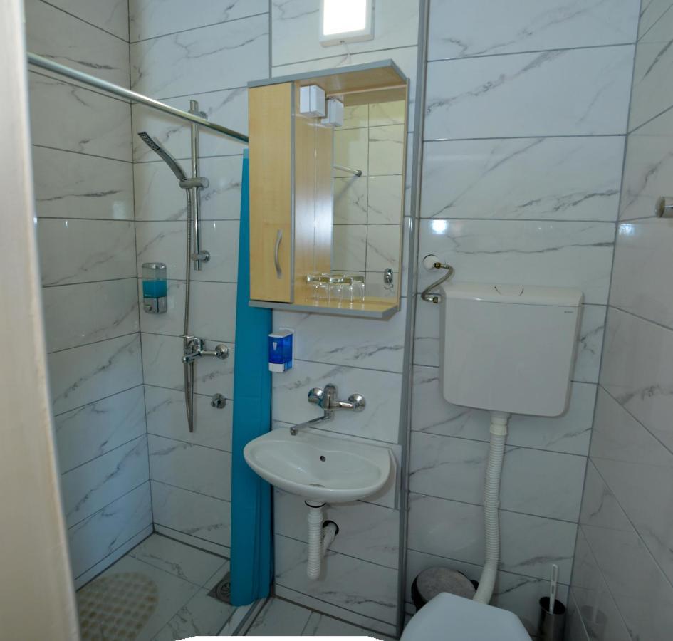 Rooms Petrovic Kladovo Exterior foto